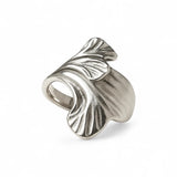 Anillo de hoja