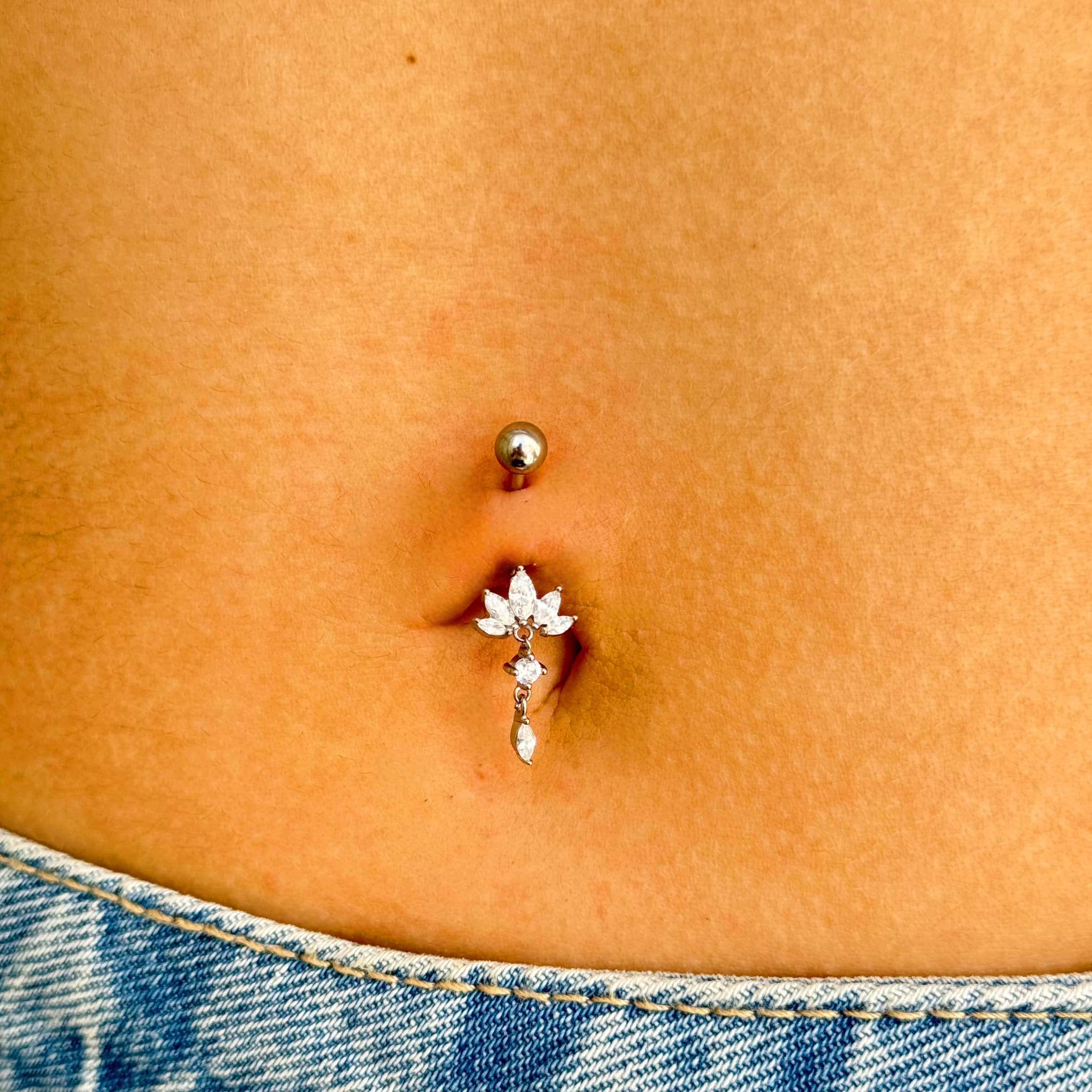 Navel Piercing Sunrise